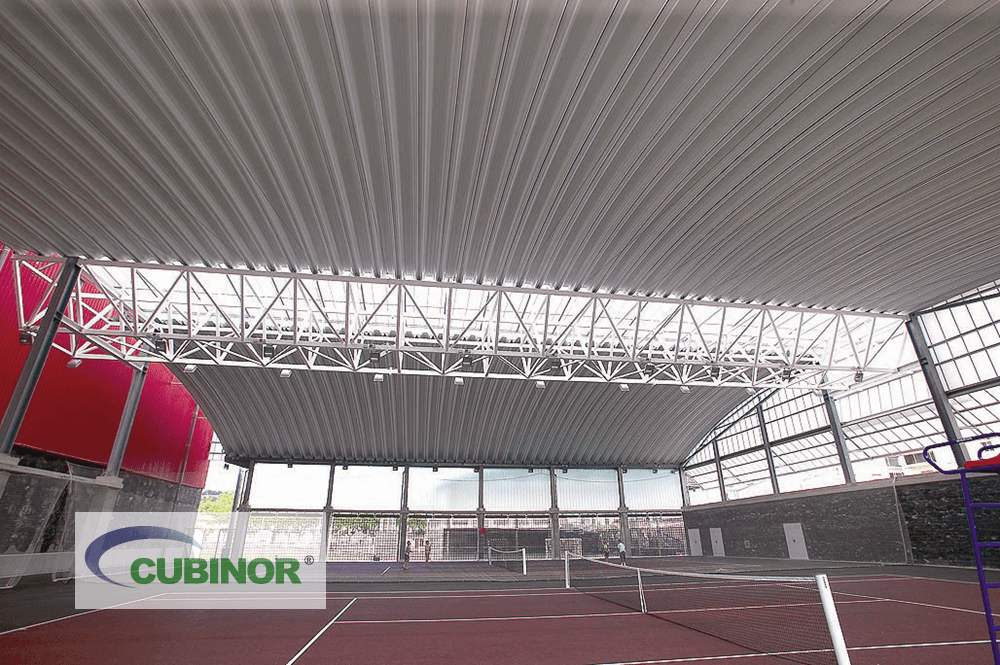 Cubierta autoportante para pista de tenis en complejo deportivo Michelín Lasarte, Guipúzcoa
